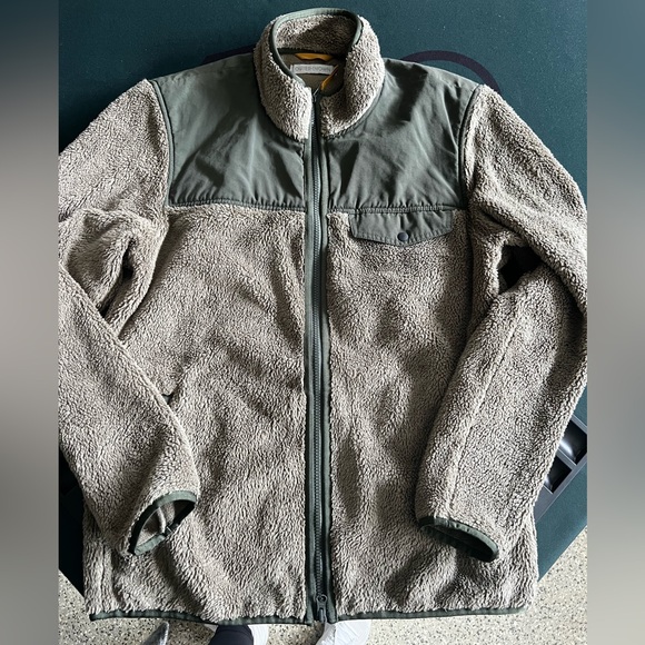 Outerknown green fleece - Picture 1 of 3